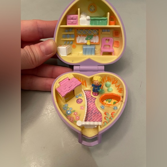 RARE vintage Bluebird 1993 Polly Pocket Pretty Bunnies - Picture 3 of 3